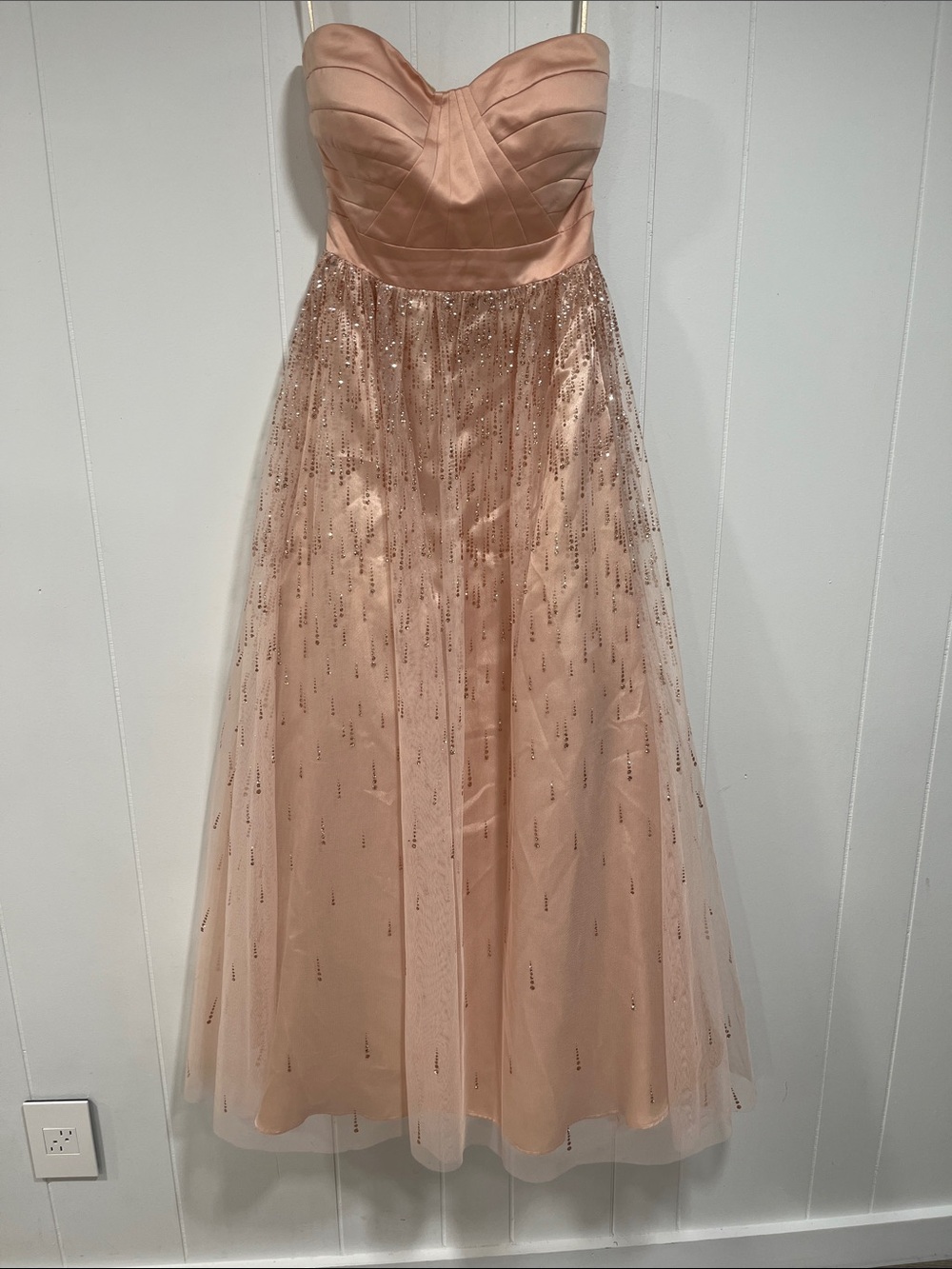 Hailey Adrianna Papell Strapless Blush Tulle
Sequin Party Dress 7/8 prom formal